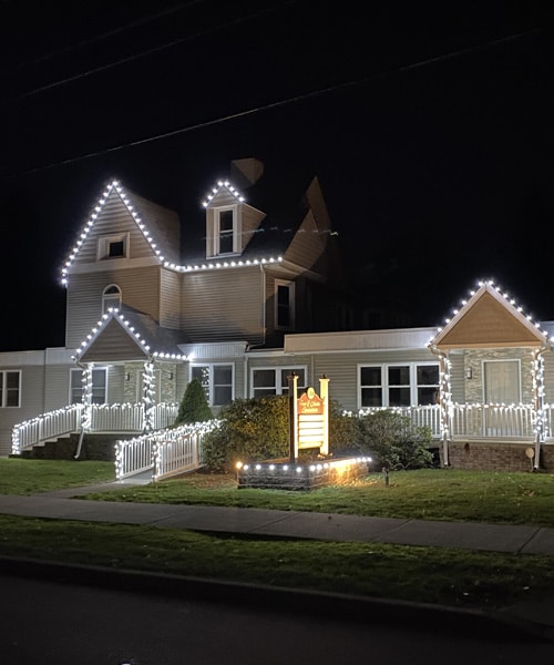 Residential Holiday Lights, Exterior Decorations