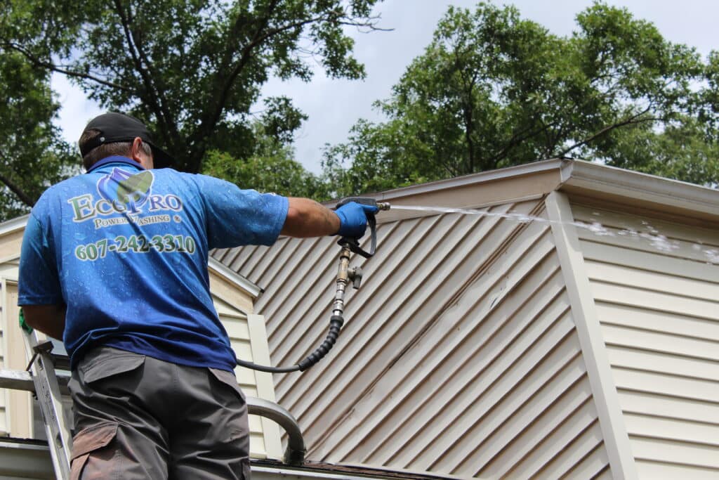 Roof Washing Binghamton, NY | FREE QUOTE